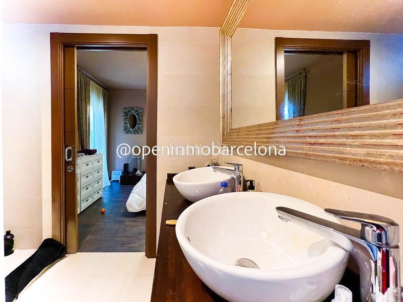 Foto 8cdd31c6-8782-4766-a95c-643cb8da357c. Chalet precioso chalet con vistas despejadas en zona montgavina en Sitges