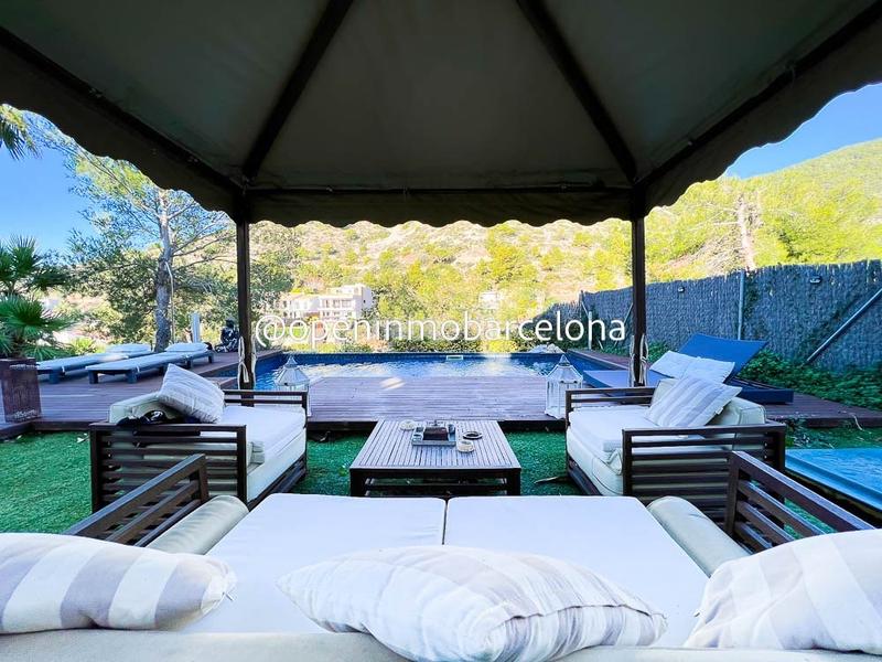 Foto 91bc5577-d2fd-4fb1-89c9-10af7ff60c15. Chalet precioso chalet con vistas despejadas en zona montgavina en Sitges