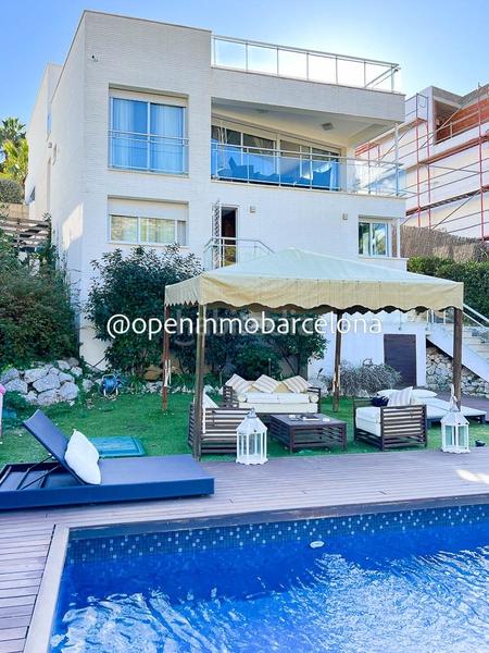 Foto aa798246-a8a7-41e6-92fa-52f1d794e941. Chalet precioso chalet con vistas despejadas en zona montgavina en Sitges