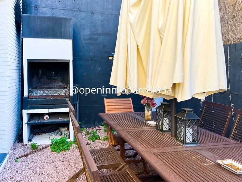 Foto f8de5700-abae-450f-a5ec-d9f37af3b703. Chalet precioso chalet con vistas despejadas en zona montgavina en Sitges