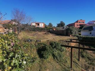 Terreny residencial a Castellet i la Gornal. Estupenda parcela en costa cunit