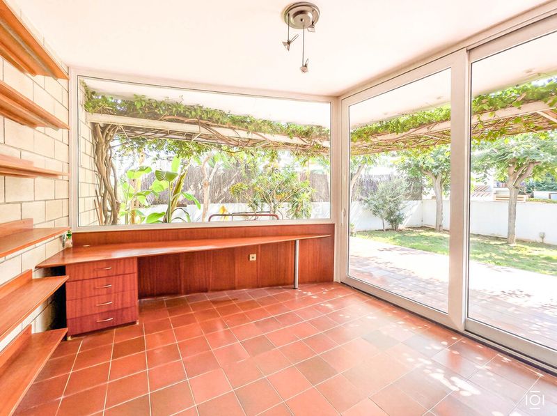 Foto 7296cc5f-9261-4cd6-8d76-0c8c665776c9. Casa amb aparcament a Centre Sant Pere de Ribes