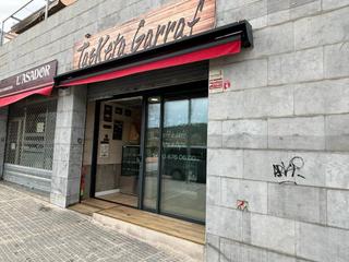 Local commercial à Olivella. Bar restaurante en venta en olivella