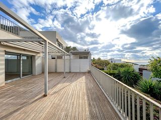 Dúplex en Mas d´En Serra - Els Cards. Espectacular dúplex esquinero con vistas al mar y 216 metros cua