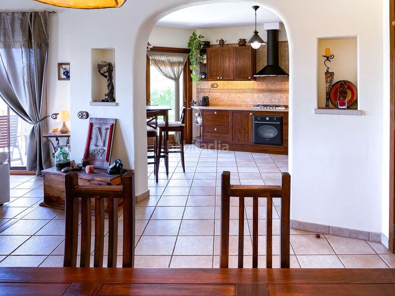 Foto 793a9f62-eace-45f9-ad63-60ae0d1e1418. Xalet amb calefacció aparcament piscina a Olivella