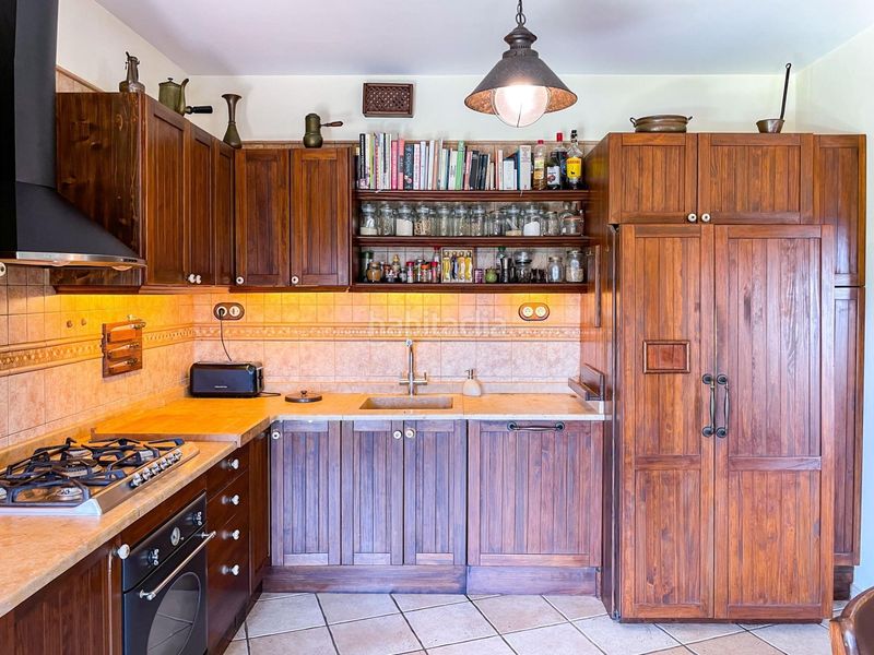 Foto 7a619efb-6c29-4b06-8050-3568945b31b7. Xalet amb calefacció aparcament piscina a Olivella