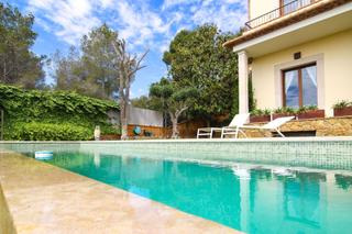 Chalet à Olivella. Impresionante chalet en venta en olviella, cerca de sitges