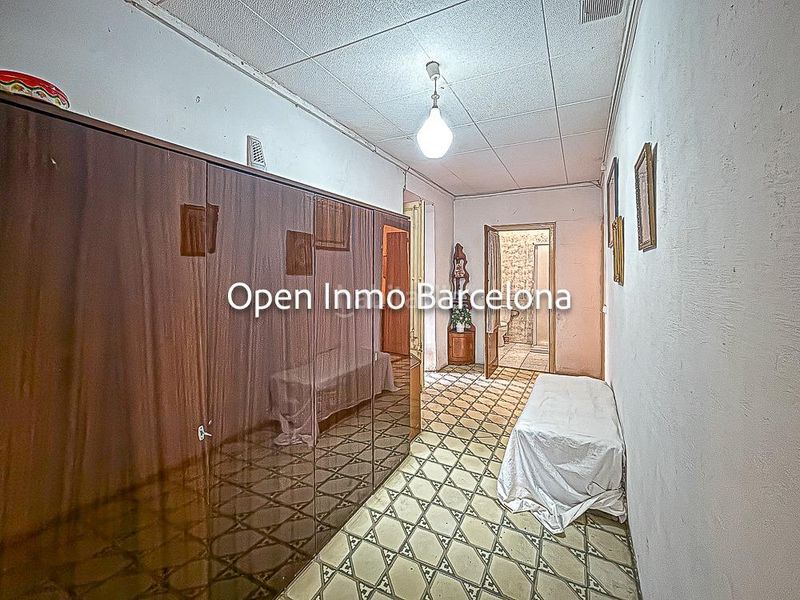 Foto 89b71d5f-3803-4c21-ba42-40b4c9cf7d44. Casa amb aparcament a el castell de Cubelles Cubelles