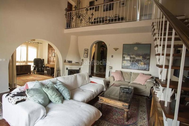 Foto 909f8b69-4c1e-4b21-aff5-3338d3cf25df. Casa amb calefacció piscina a Cabopino - Artola Marbella