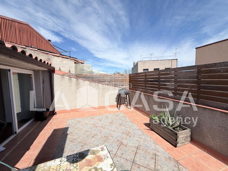 Foto b3febcfa-a9d2-4a87-8618-8363a8c18474. Àtic amb calefacció aparcament a Can Rull Sabadell