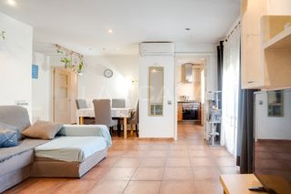 Pis  Carrer de les monges. Sant adrià real estate s.l. presenta este fantástico piso de 75