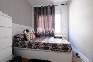 Pis  Carrer d' espiell. La vivienda cuenta con 92 m2 construidos