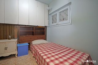 Etagenwohnung  Carrer de la diputació. Piso con patio privado en venta en carrer diputació, barcelona