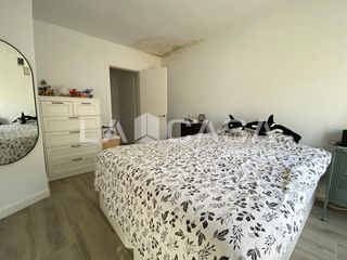 Dúplex  Carrer de sant jeroni. Dúplex con terraza!