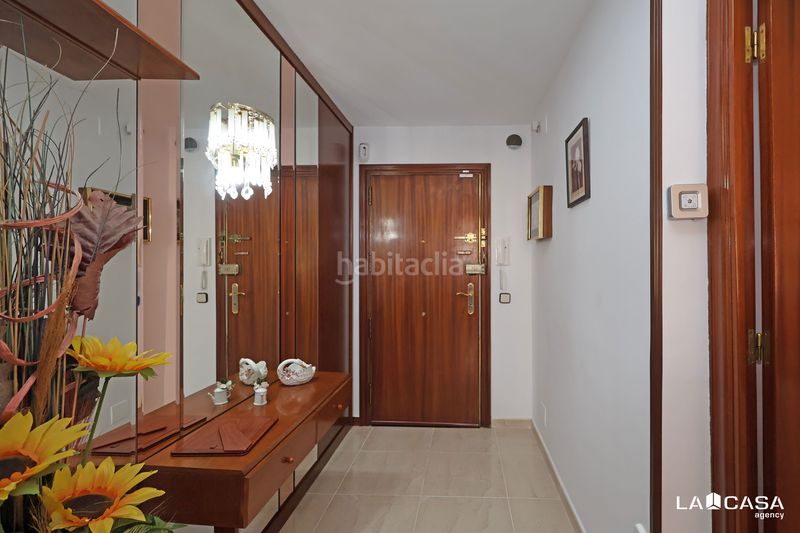 Foto a6c4e2b0-10bf-4e5f-9936-442e92eb5541. Pis a Can Vidalet Esplugues de Llobregat