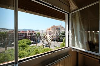Etagenwohnung in Vilapicina - Torre Llobeta. Piso exterior reformado, en la plaza virrei amat