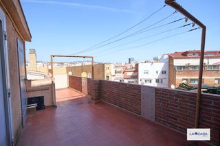 Pis  Carrer de gavà