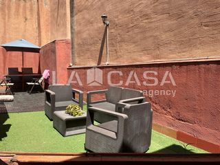 Casa  Carrer de gènova. Oportunidad casa con terraza!