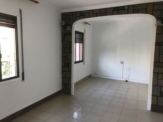 Flat  Calle antiga travessera de l'. Piso en venta en pubilla caseslhospitalet de llobregat