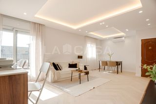 Penthouse  Carrer de colòmbia. Atico reformado a estrenar