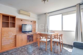 Appartement à Bellvitge. La casa agency presenta luminoso y acogedor piso en el corazón d