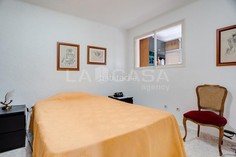 Foto c825d6f0-aa10-42ac-9789-345d67a264b2. Piso gran oportunidad en la verneda i la pau! piso luminoso y excelente ubicación! en Barcelona