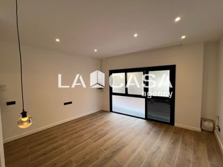 Flat  Carrer de vèlia