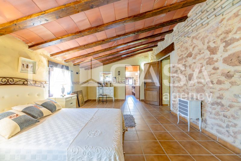 Foto 47b107b9-438b-4496-9331-6370476a9187. Casa a Requena