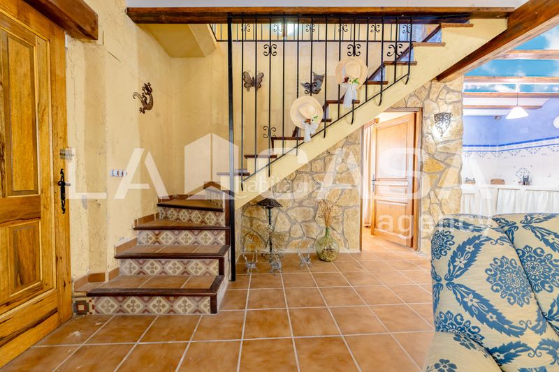 Foto 53095128-3cf3-4239-9d0c-5275bb9a56bc. Casa a Requena
