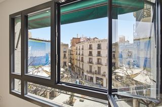 Pis a Avinguda del Portal de l'Àngel