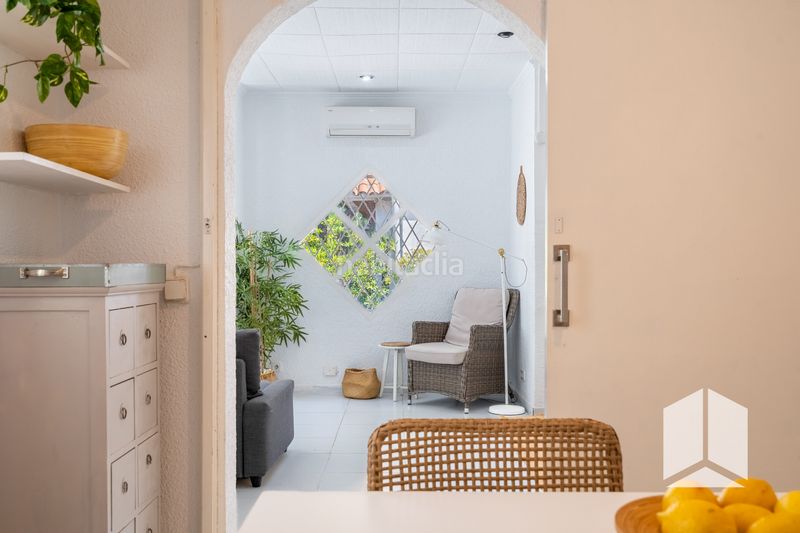 Foto 4c6aa422-60f2-4be7-a5cd-49a6b1db6d3f. Casa amb aparcament a Lluminetes Castelldefels