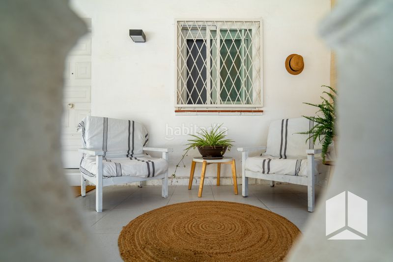 Foto 5a04fdc6-9f87-4304-b591-fb75a3d1cfe6. Casa amb aparcament a Lluminetes Castelldefels