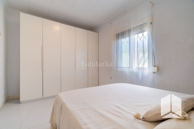 Foto 6ed785dc-c5a6-4975-a7f0-77937a6464d8. Casa amb aparcament a Lluminetes Castelldefels