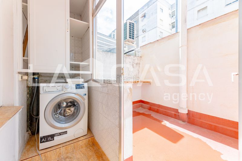 Foto fbe7e15e-7ca5-4fdd-8932-6c1d48ade478. Pis a Ciutat Jardí Valencia