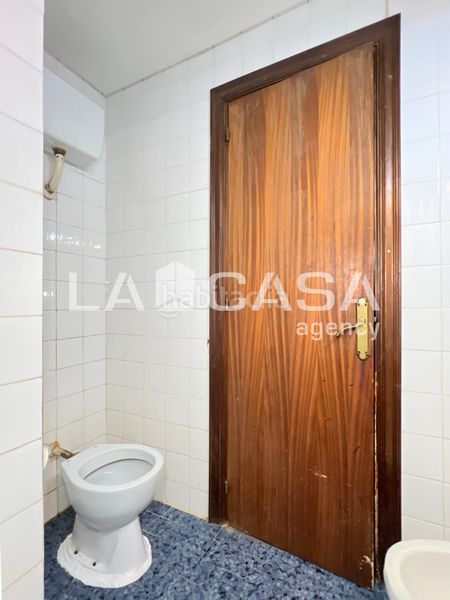 Foto ee389ad1-1633-4c41-b525-cc47215f69b2. Pis a Llefià Badalona