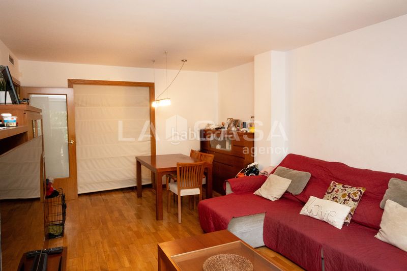 Foto 6f9a486b-0c43-4064-8a5e-82a8ac0811df. Pis amb calefacció aparcament a Vilapicina - Torre Llobeta Barcelona