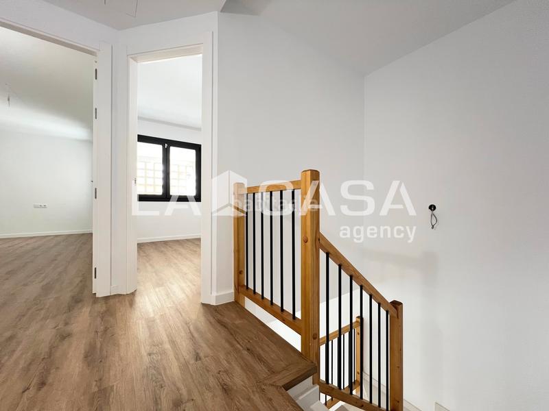 Foto a281ccbf-05f9-42b3-a65c-844a46d1c410. Planta baja increíble ático duplex en llefia, en Llefià Badalona