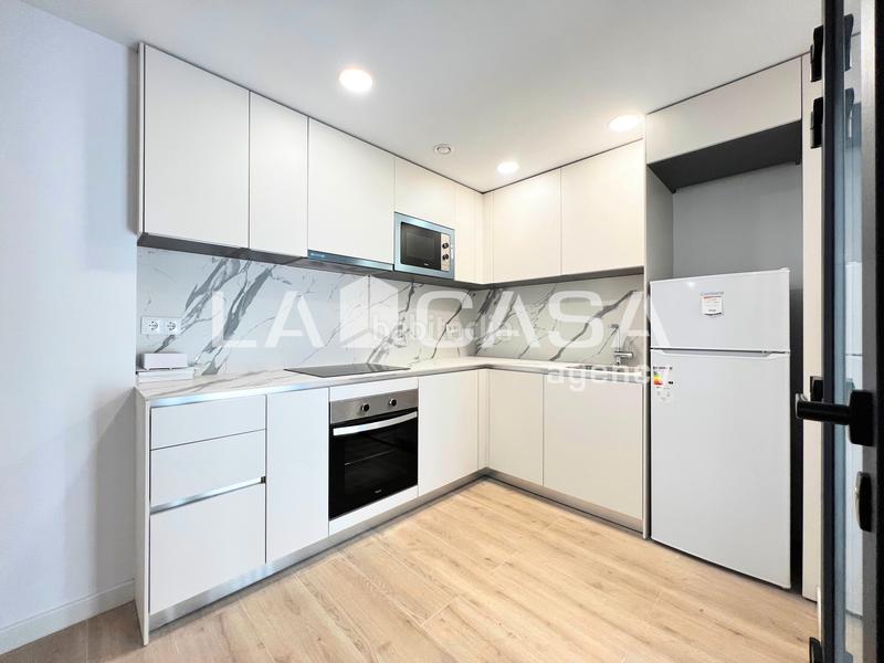 Foto c6d71c9c-1ec4-4b09-9ace-61ee313adda8. Planta baja increíble ático duplex en llefia, en Llefià Badalona