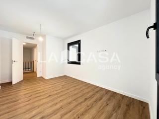 Zweistöckige Wohnung in Llefià. Increíble ático duplex en llefia badalona