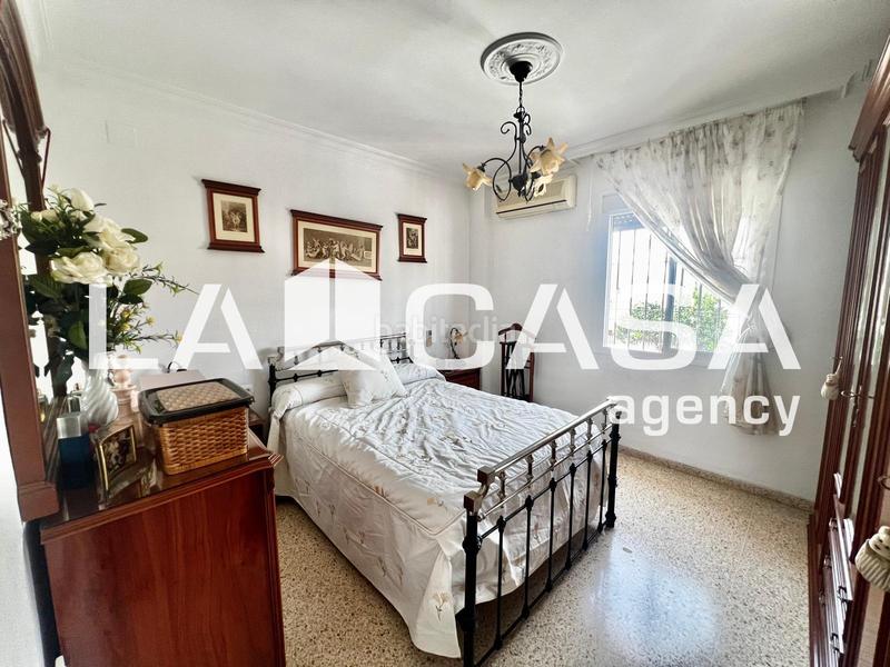 Foto 02dd4fb4-79b0-4a9e-a5fe-d132d888d03b. Casa en Centro - Doña Mercedes Dos Hermanas