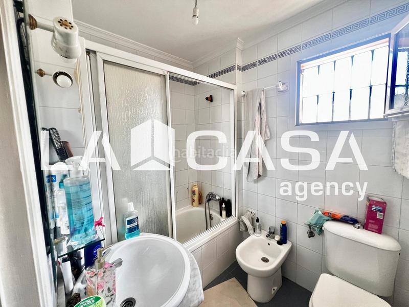 Foto f523d144-a6ea-4ab4-91ae-bb0219f6f243. Casa en Centro - Doña Mercedes Dos Hermanas