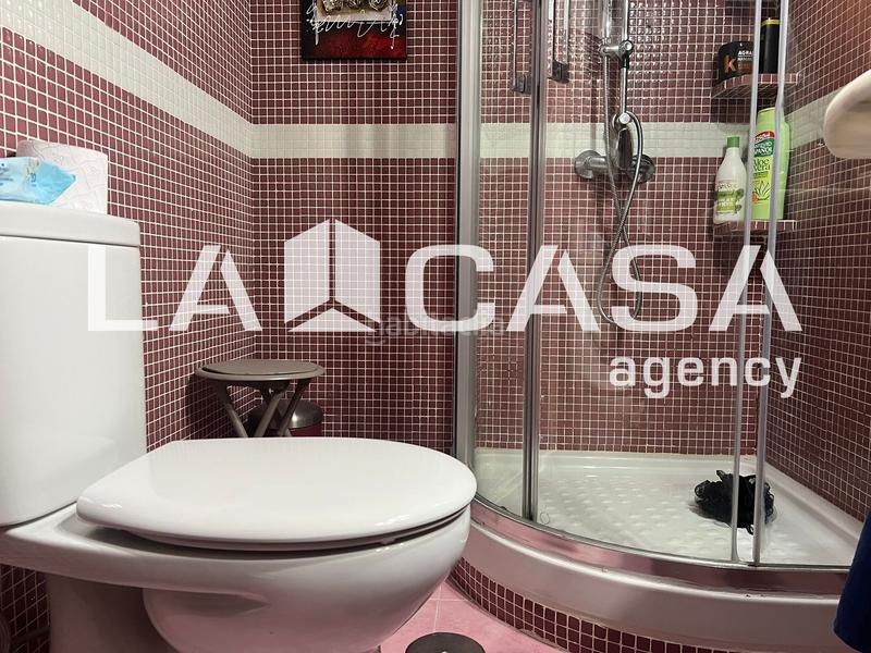 Foto 4b852b49-8479-4d44-ba0a-f845388a5550. Piso  en planta baja con patio privado y excelente ubicación junto a la plaza de valme! en Dos Hermanas
