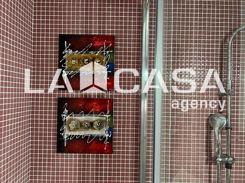Foto e0a9cc98-d236-433f-a657-afd239757396. Piso  en planta baja con patio privado y excelente ubicación junto a la plaza de valme! en Dos Hermanas