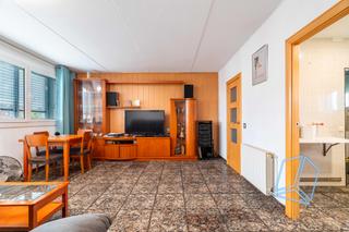 Appartement à Fontsanta-Fatjó. Excelente piso exterior en plaça fontsanta con tres dormitorios