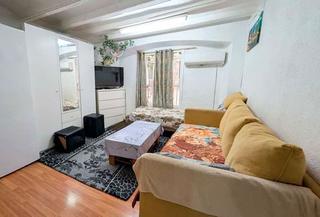 Appartement à Raval. Piso reformado con encanto en finca modernista junto al mercat d