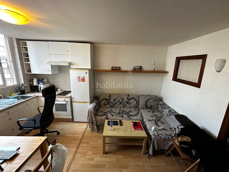 Foto b81d4f36-48c0-42f4-9653-d5b437ee21eb. Flat in Sants-Badal Barcelona
