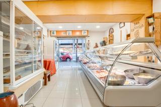 Local commercial à El Camp d´en Grassot i Gràcia Nova. Local en venta en el corazón del barrio de la sagrada familia!!!