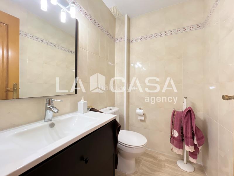 Foto 250d7c49-73e7-47dd-96fe-1cb6bf753af1. Casa amb calefacció a Progrés - Pep Ventura Badalona