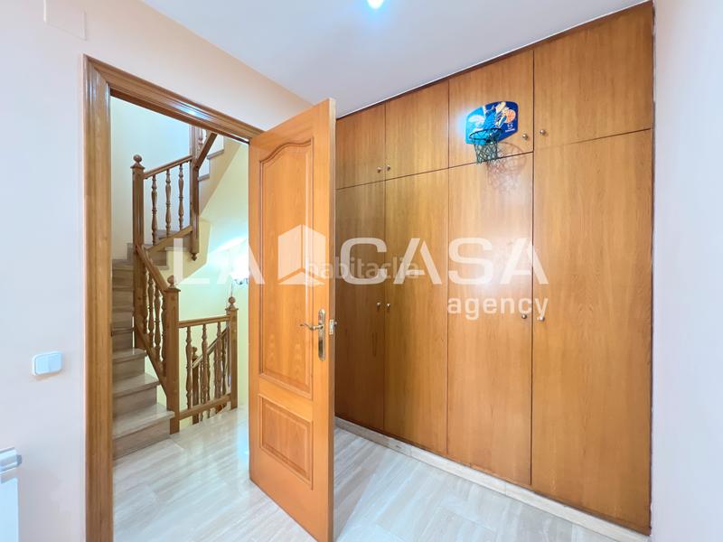 Foto 629eec55-5e47-4ff1-ab2b-887755b55b54. Casa amb calefacció a Progrés - Pep Ventura Badalona