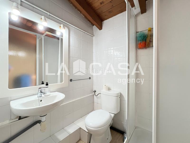 Foto 8cf2d5fb-63a3-4ab2-a39b-ccd1cc0aa32e. Casa amb calefacció a Progrés - Pep Ventura Badalona